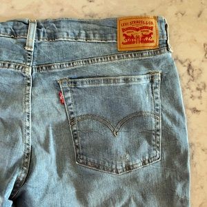 Levi’s Boyfriend Cut Jeans